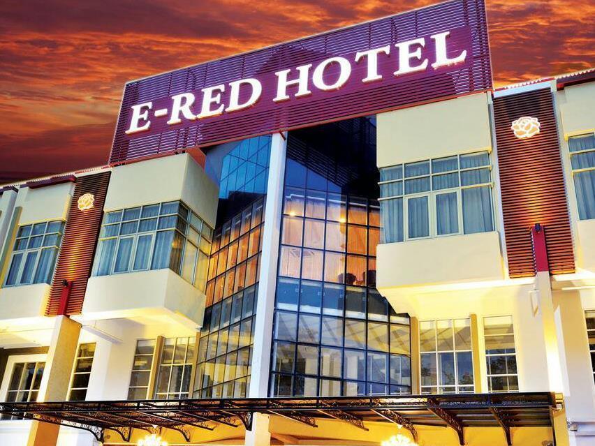 E-Red Hotel Alma Cosmo Bukit Mertajam Exterior photo